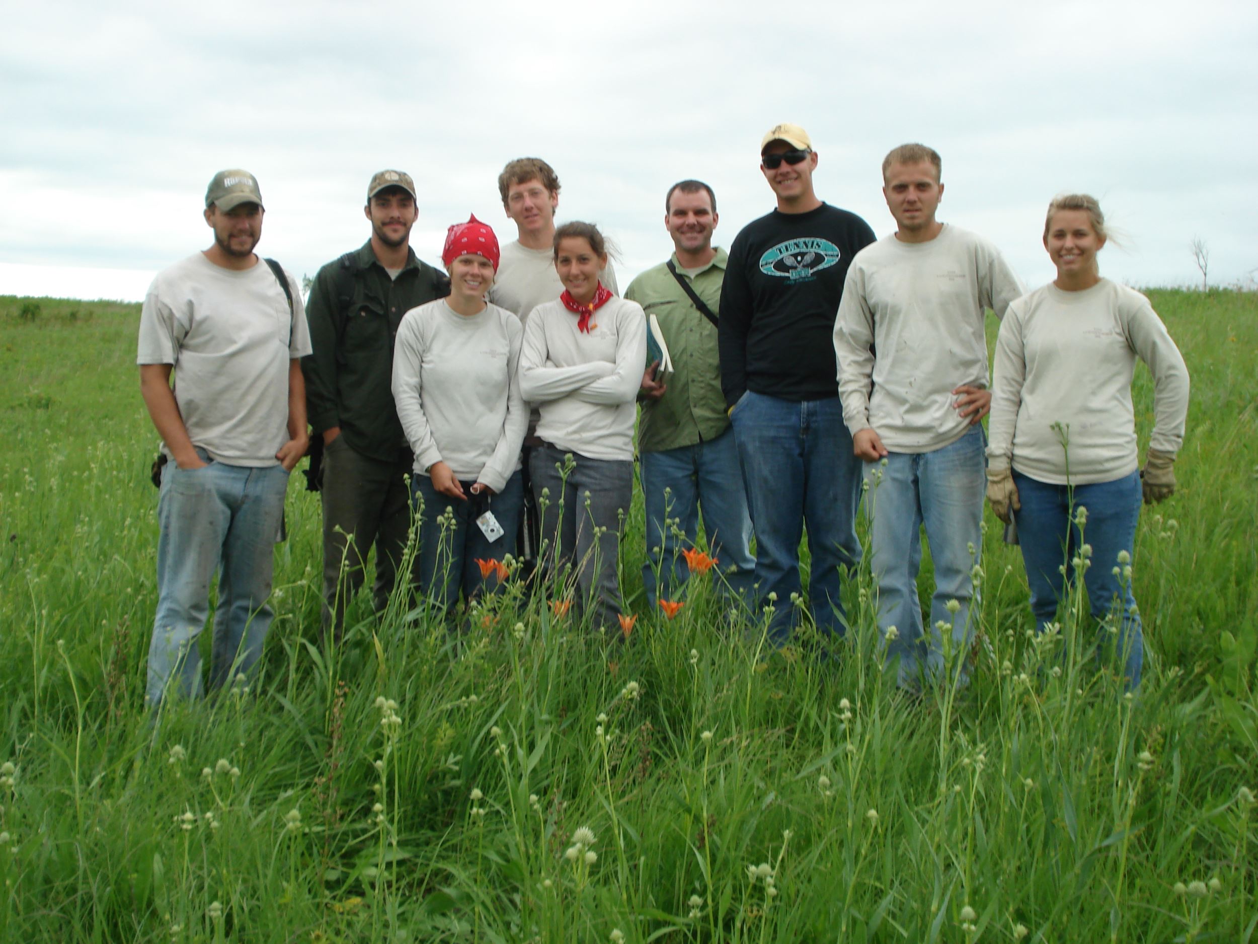 2009 Land Stewardship Interns including Adam Shirley to the far left