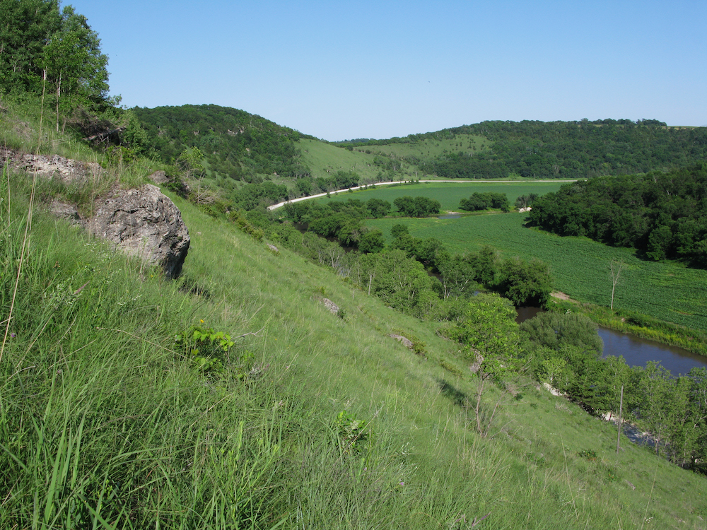 Solitaire Ridge: A prairie that provides