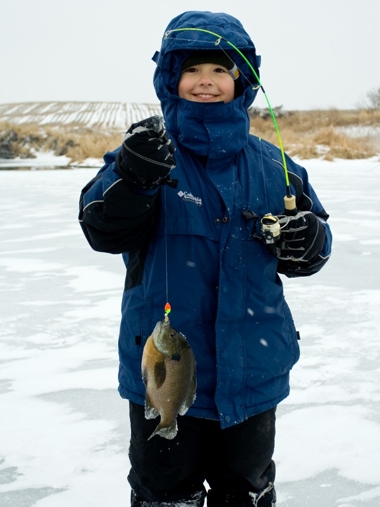 12ice-fishing-boy-siems_